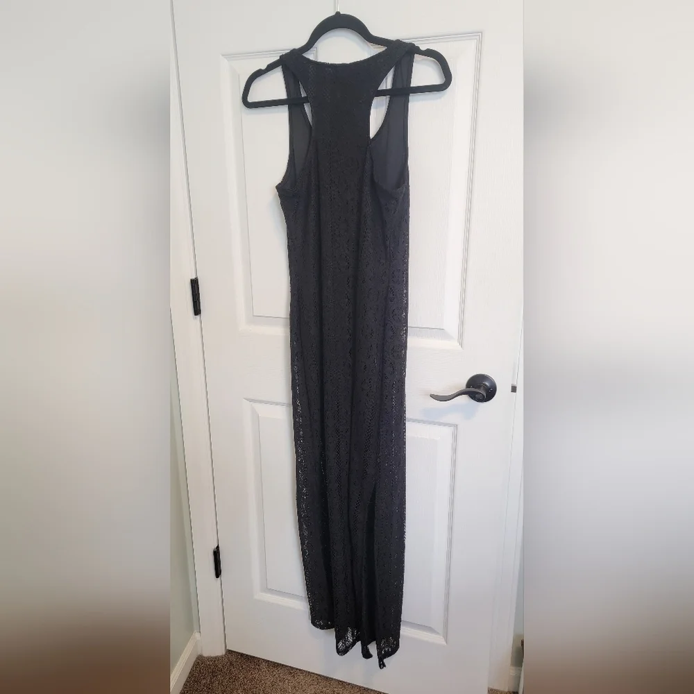 No Boundaries lace overlay maxi dress. Medium.